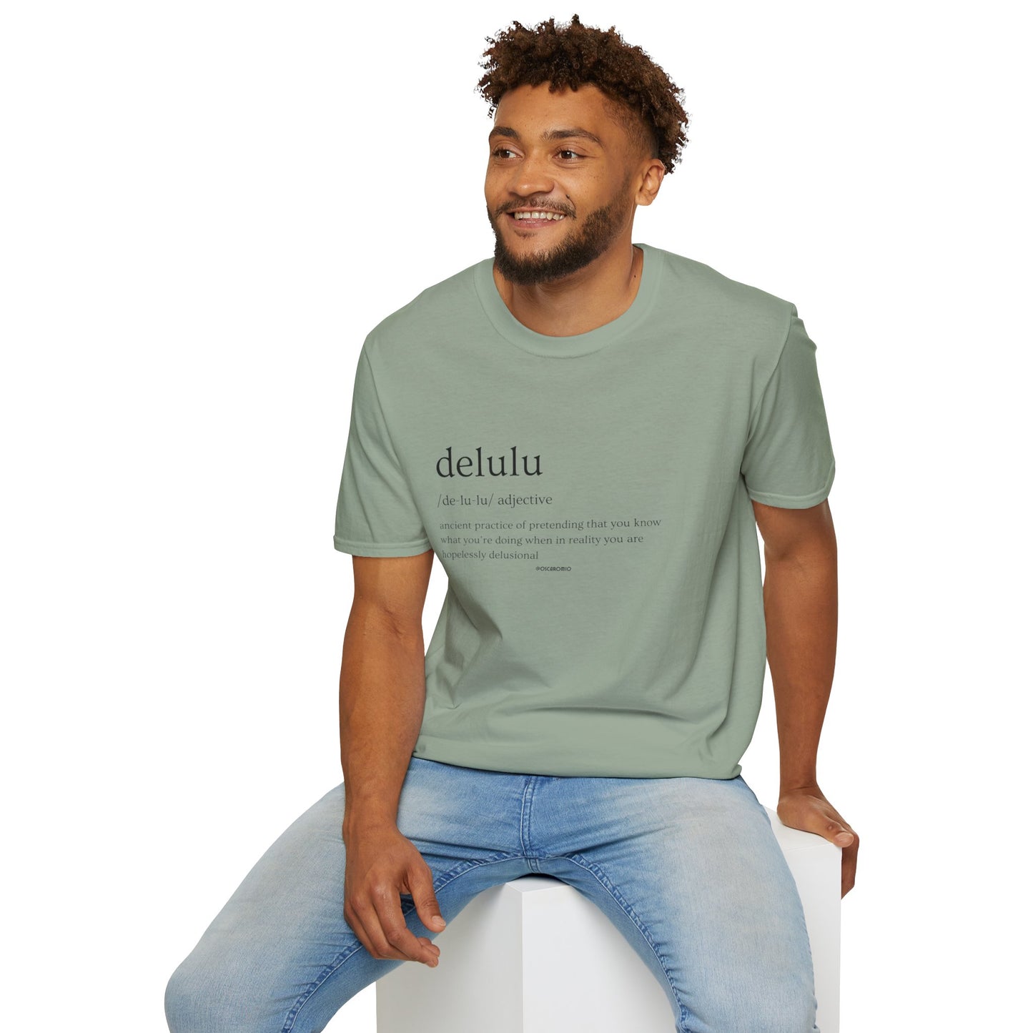 Delulu - T-Shirt